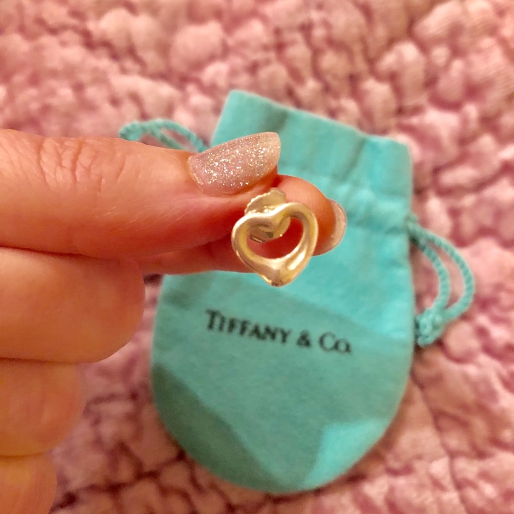 SINGLE Tiffany Elsa Peretti Open Heart Earring